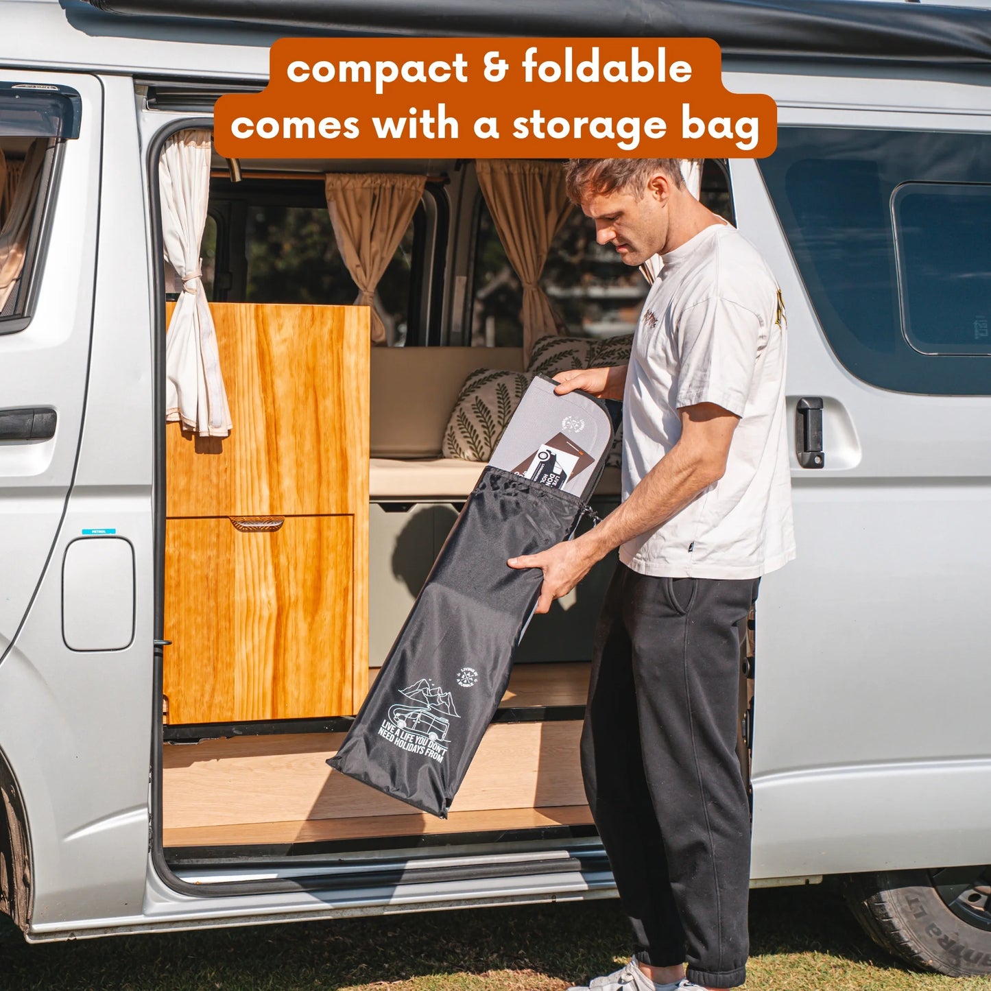 Toyota Hiace H200 - Rear Side Window