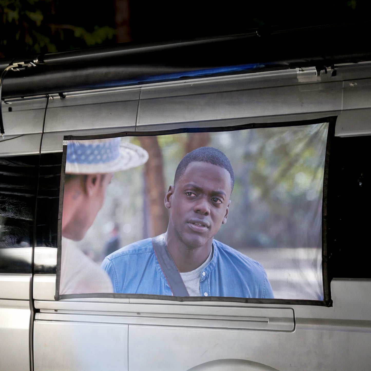 Magnetic Projector Screen