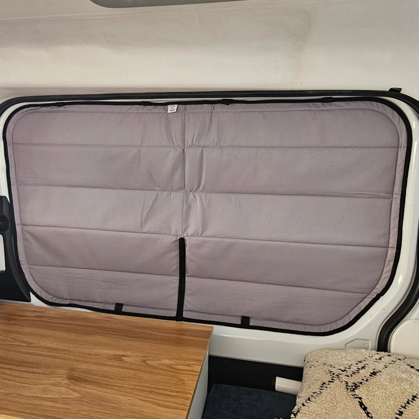Mercedes Sprinter - Behind Driver Window